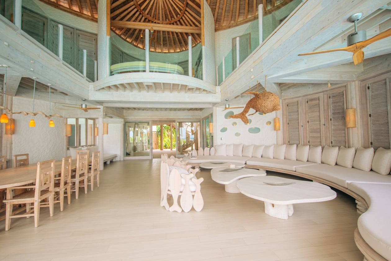 Four-bedroom island · the scale